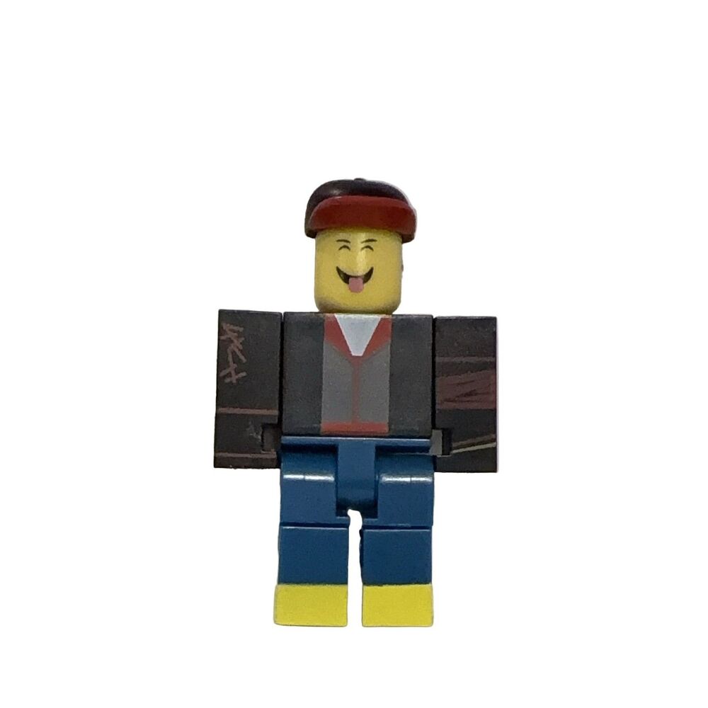 Roblox Skaterboi Action Figure 3in. Removable Hat Skateboarding Plastic